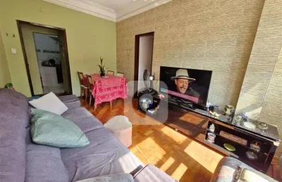 Apartamento três quartos com suíte no rio comprido.