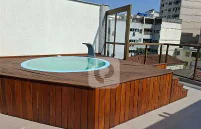 Cobertura com 3 quartos e piscina, a 3 minutos do tijuca tênis clube.