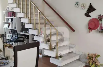 Apartamento duplex em  vila isabel com dois quartos.