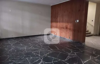 Tijuca: prédio comercial com potencial imensurável!