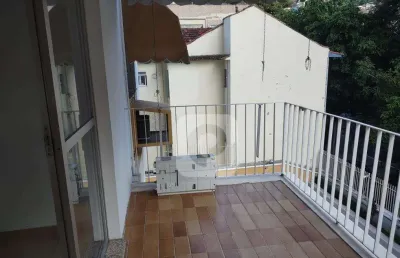 Tijuca junto a praça saens pena, apartamento 2 quartos excelente.