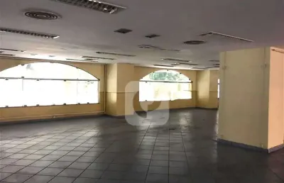 Loja de 300m² - centro, andar inteiro! o sonho dos seus negócios!