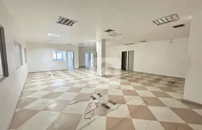 Casa comercial à venda na Rua Pereira de Almeida, Praça da Bandeira, Rio de Janeiro