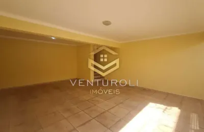 Residência elegante com 3 dormitórios, suíte e edícula com churrasqueira