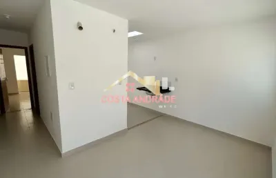 Casa com 2 quartos à venda no buraquinho, lauro de freitas  por r$ 330.000