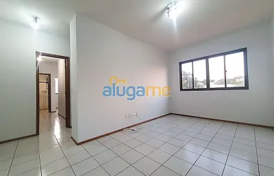 Apartamento na boa vista com 2 dormitórios (1 suíte), 1 vaga, portaria e elevador.