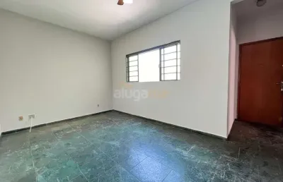 Apartamento com 3 dormitórios (1 suíte) e 1 vaga no higienópolis.