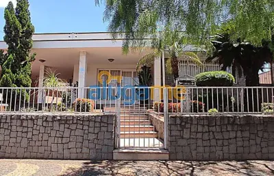 Casa com 4 dormitórios (1 suíte), 5 vagas e fino acabamento, no bairro higienópolis