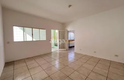 Casa na vila diniz, com 2 dormitórios (1 suíte), 2 vagas de garagem.