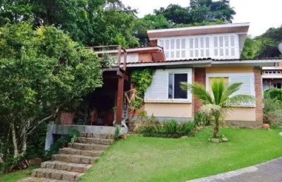 Casa com 5 dormitórios à venda, 172 m² por r$ 2.500.000,00 - lagoa da conceição - florianópolis/sc