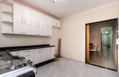 Confortável sobrado para venda em cidade patriarca com 3 quartos, sendo 1 suíte, 132m²