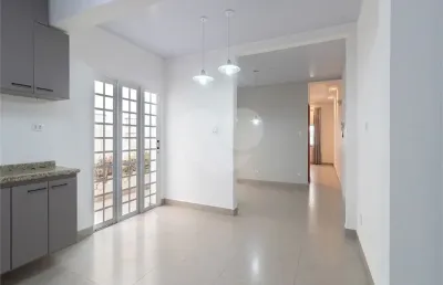 Casa em condomínio fechado com 3 quartos à venda na Rua Aimberê, 445, Perdizes, São Paulo