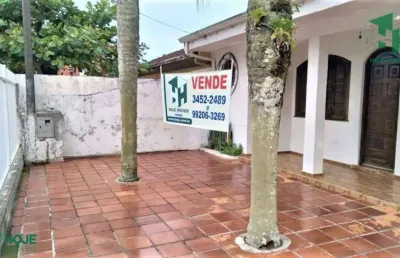 Casa com 4 quartos à venda na Avenida Curitiba, 1032, Centro, Guaratuba