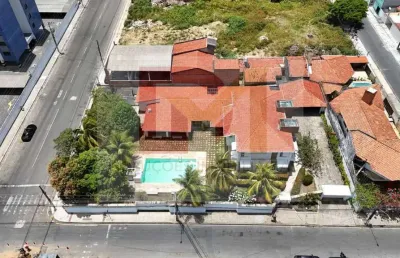 Casa para vender com 4 suítes no bairro coroa do meio em aracaju.
