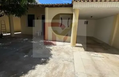 Casa para vender com 3 suítes no bairro atalaia em aracaju.