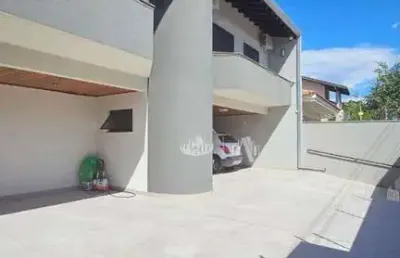 Casa com 5 quartos à venda, 312 m² por r$ 2.500.000 - lago parque - centro de londrina/pr
