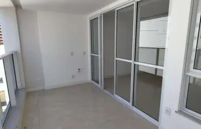4 quartos quadra do mar na praia da costa - ed. exclusive