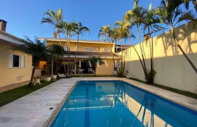 Sobrado à venda, 574m² úteis, 4 suítes com banheira e sacada, piscina, sauna,  estuda permuta- jard