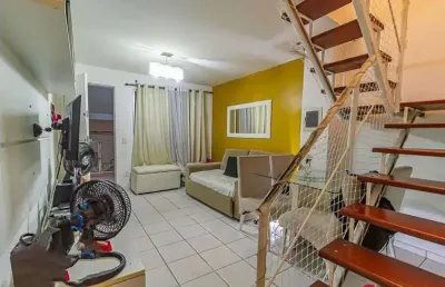 Casa em condomínio fechado com 2 quartos à venda na rua engenheiro waldyr amorim, curicica, rio de janeiro, 65 m2 por r$ 229.990