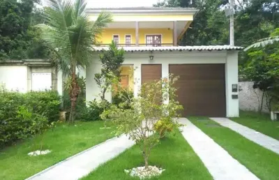 Casa em condomínio fechado com 3 quartos à venda na alameda do jequitibá, vargem grande, rio de janeiro, 230 m2 por r$ 859.900