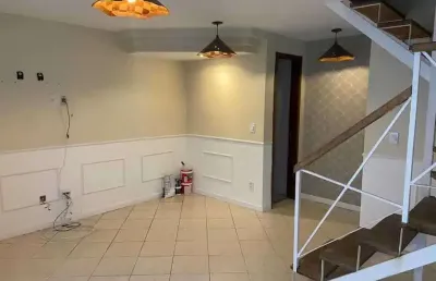 Casa em condomínio fechado com 3 quartos à venda na estrada do caçambé, jacarepaguá, rio de janeiro, 110 m2 por r$ 410.000