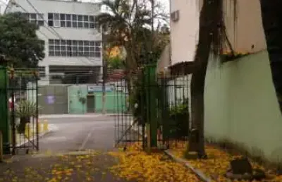 Casa em condomínio fechado com 4 quartos à venda na estrada do cafundá, taquara, rio de janeiro, 190 m2 por r$ 629.900