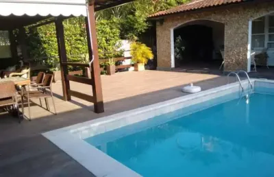 Casa em condomínio fechado com 4 quartos à venda na rua fritz feigl, jacarepaguá, rio de janeiro, 460 m2 por r$ 1.700.000