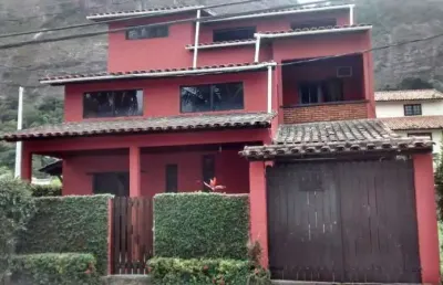 Casa em condomínio fechado com 4 quartos à venda na rua célio fernandes dos santos silva, vargem pequena, rio de janeiro, 200 m2 por r$ 590.000