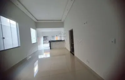 Casa com 3 quartos à venda no novo mundo, uberlândia  por r$ 830.000