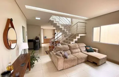 Casa com 3 quartos à venda no alto umuarama, uberlândia  por r$ 1.250.000