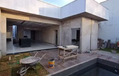 Casa com 3 quartos à venda no jardim karaíba, uberlândia  por r$ 1.300.000