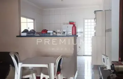 Casa com 2 quartos à venda no jardim europa, uberlândia  por r$ 320.000