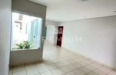Casa com 3 quartos à venda no jardim karaíba, uberlândia  por r$ 1.150.000