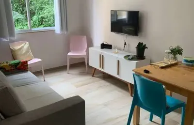 Apartamento com 2 quartos à venda na rua andré cavalcanti, 158, santa teresa, rio de janeiro por r$ 402.800