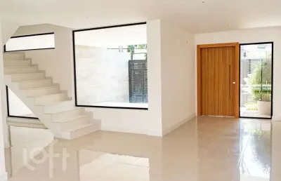 Casa em condomínio fechado com 4 quartos à venda na etelvino dos santos, 111, jardim guanabara, rio de janeiro por r$ 1.590.000