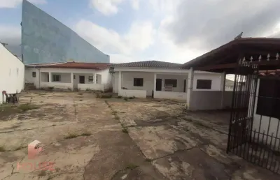 Casa com 2 dormitórios para alugar, 216 m² por r$ 15.000/mês - centro - arujá/sp