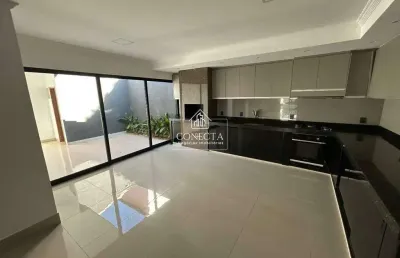 Casa com 3 quartos à venda em Granada, Uberlândia 