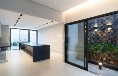 Casa com 3 quartos à venda no Jardim Europa, Uberlândia 