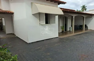 Casa com 8 quartos à venda no Osvaldo Rezende, Uberlândia 