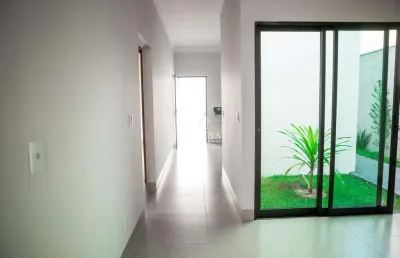Casa com 3 quartos à venda em Laranjeiras, Uberlândia 