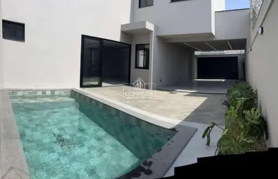 Casa com 3 quartos à venda na Cidade Jardim, Uberlândia 