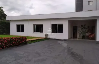 Casa com 3 quartos à venda em Saraiva, Uberlândia 