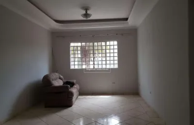 Casa com 4 quartos à venda no Jardim Patrícia, Uberlândia 