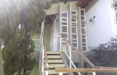 Casa com 4 quartos à venda em Saraiva, Uberlândia 