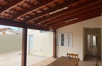 Casa com 3 quartos à venda na Cidade Jardim, Uberlândia 