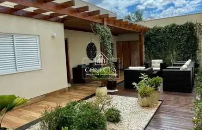 Casa com 3 quartos à venda no Santa Mônica, Uberlândia 