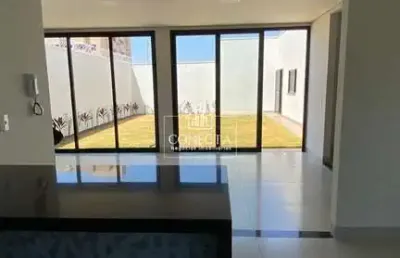 Casa com 3 quartos à venda no Novo Mundo, Uberlândia 