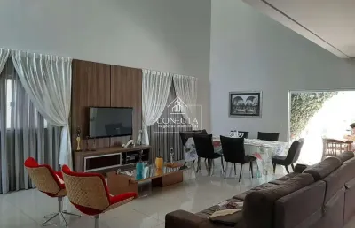 Casa com 3 quartos à venda no Jardim Karaíba, Uberlândia 