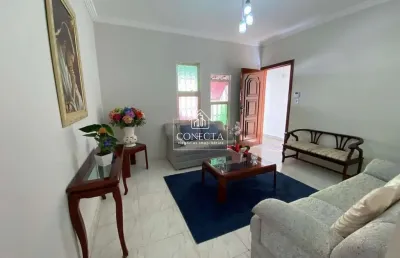 Casa com 4 quartos à venda na Cidade Jardim, Uberlândia 