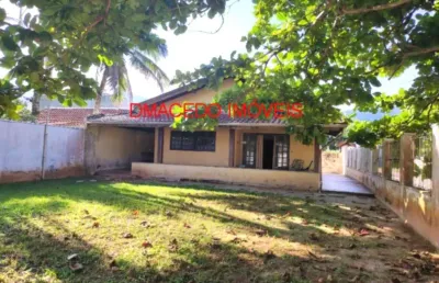 Casa com 3 quartos à venda na rua sargento nevio baracho dos santos, 98, praia de maranduba, ubatuba por r$ 590.000